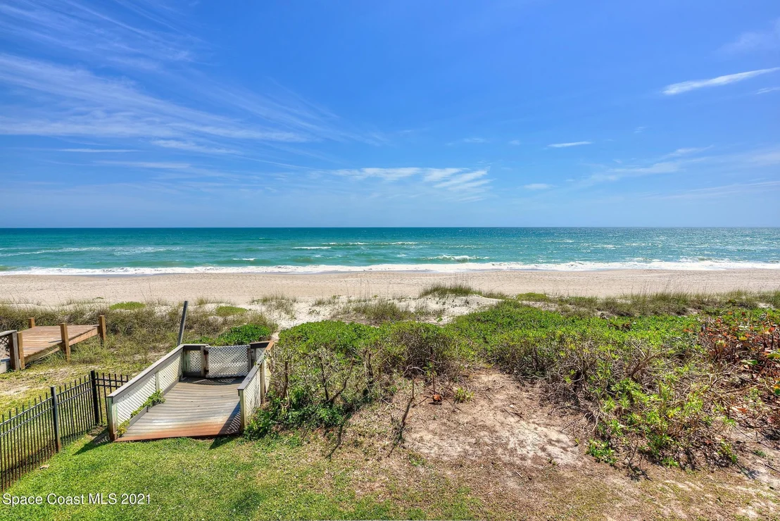 Photo of 2055 N Highway A1a