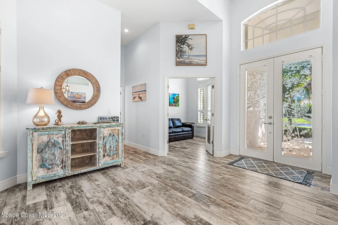 Photo of 212 Ivory Drive