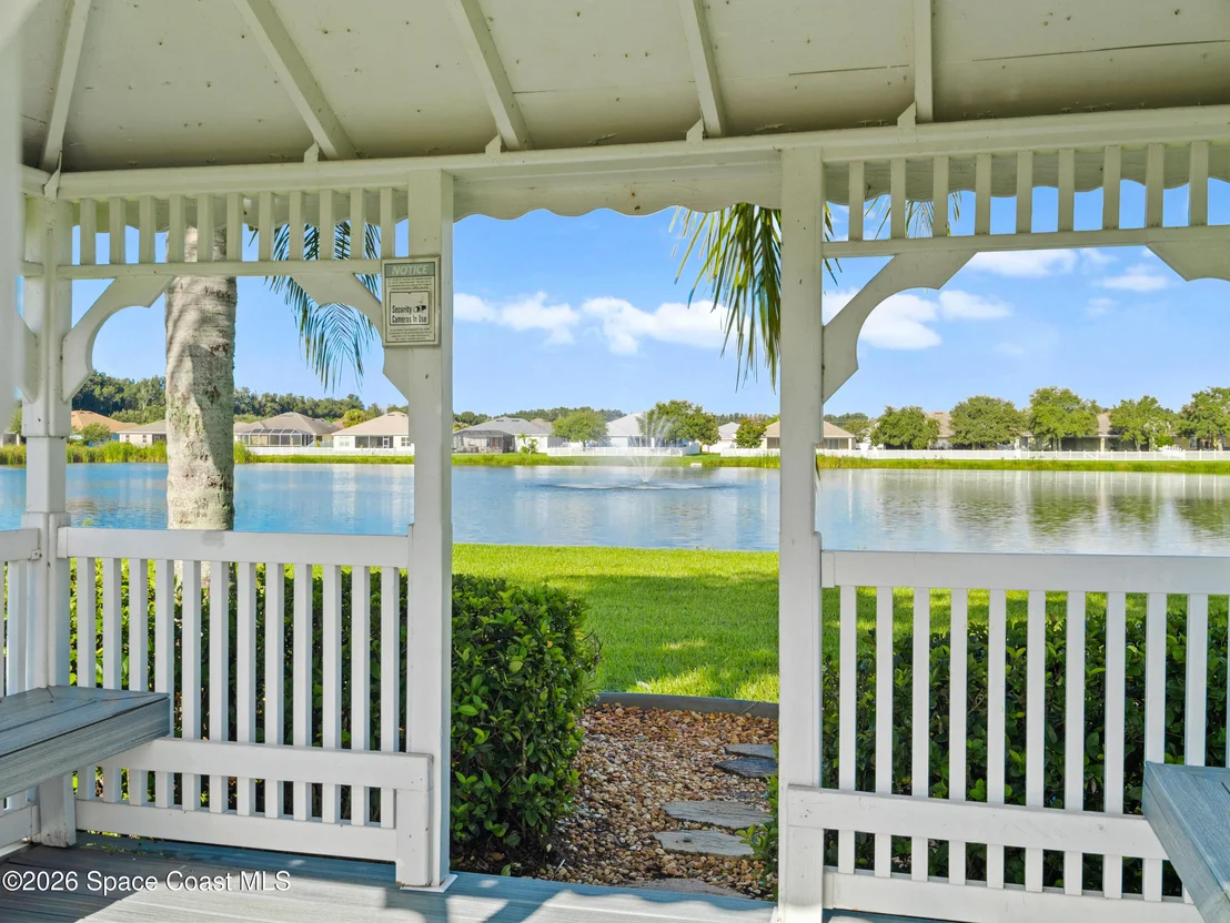 Photo of 1401 Bridgeport Circle