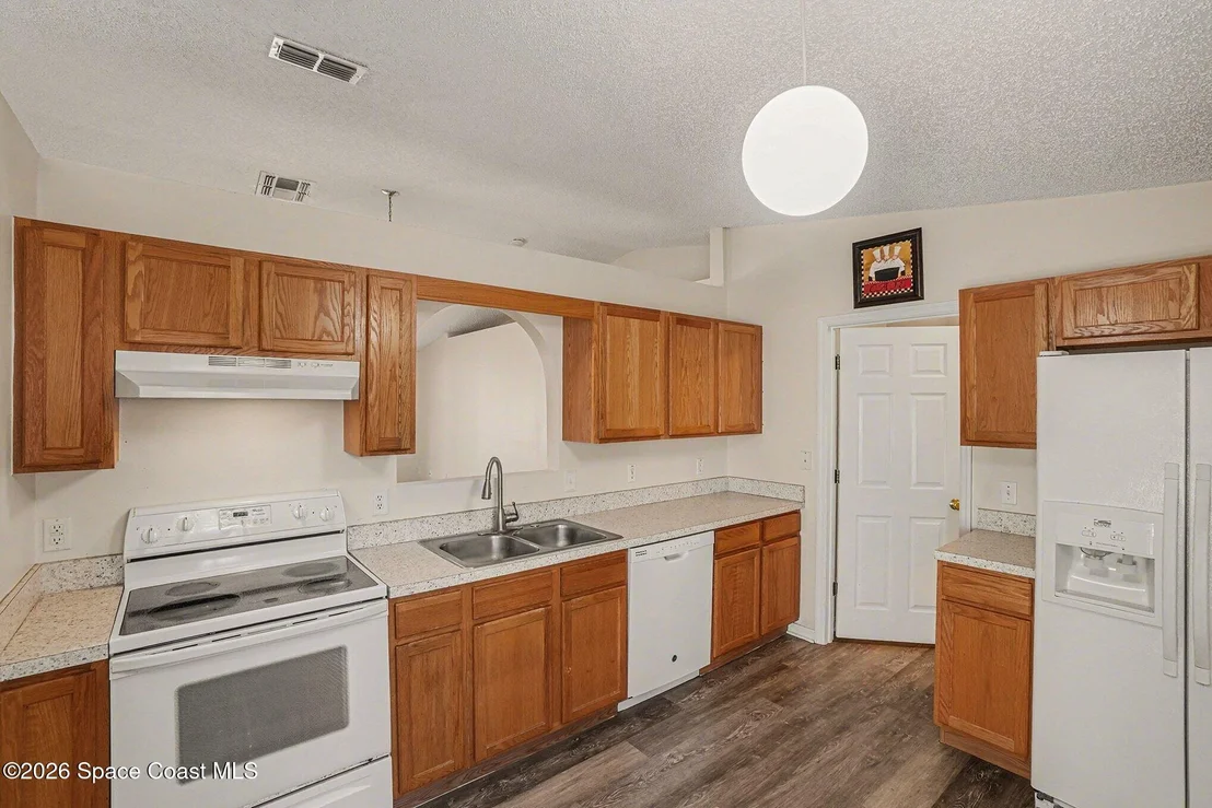 Photo of 2268 Spring Creek Circle NE