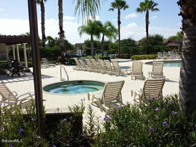 Photo of Unit 104 at 975 Luminary Circle