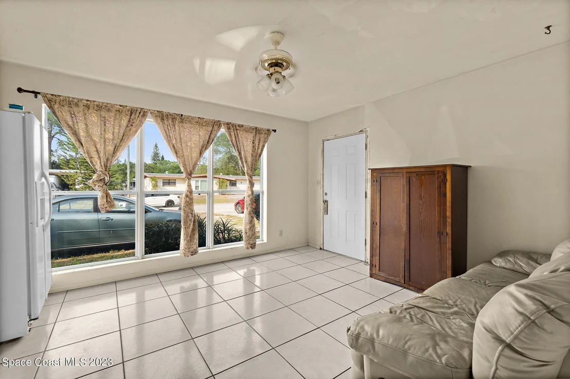 Photo of 1107 Hickory Lane