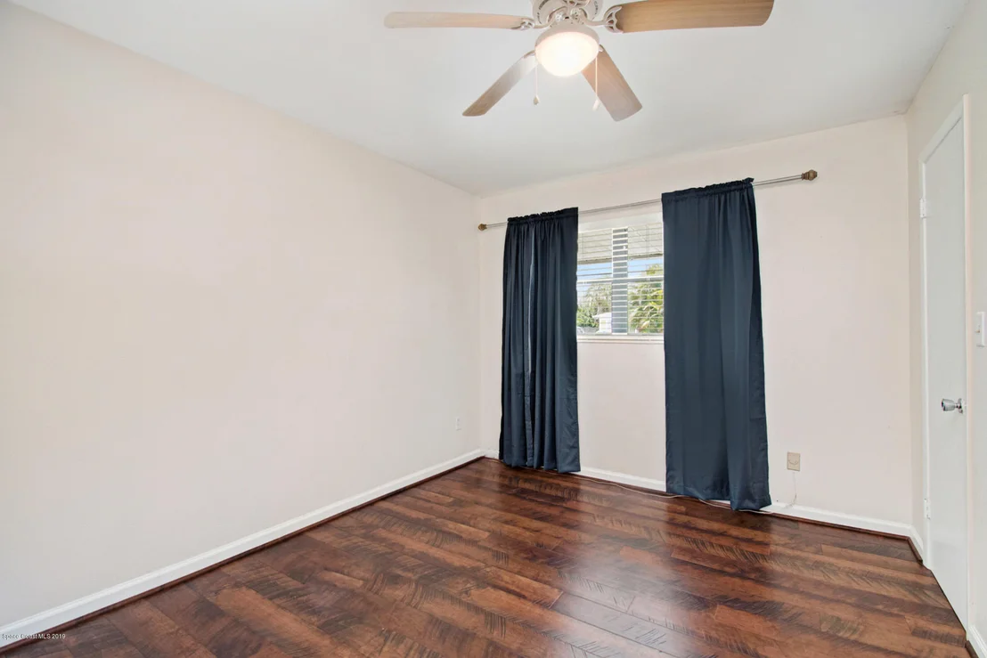 Photo of 445 Cinnamon Drive