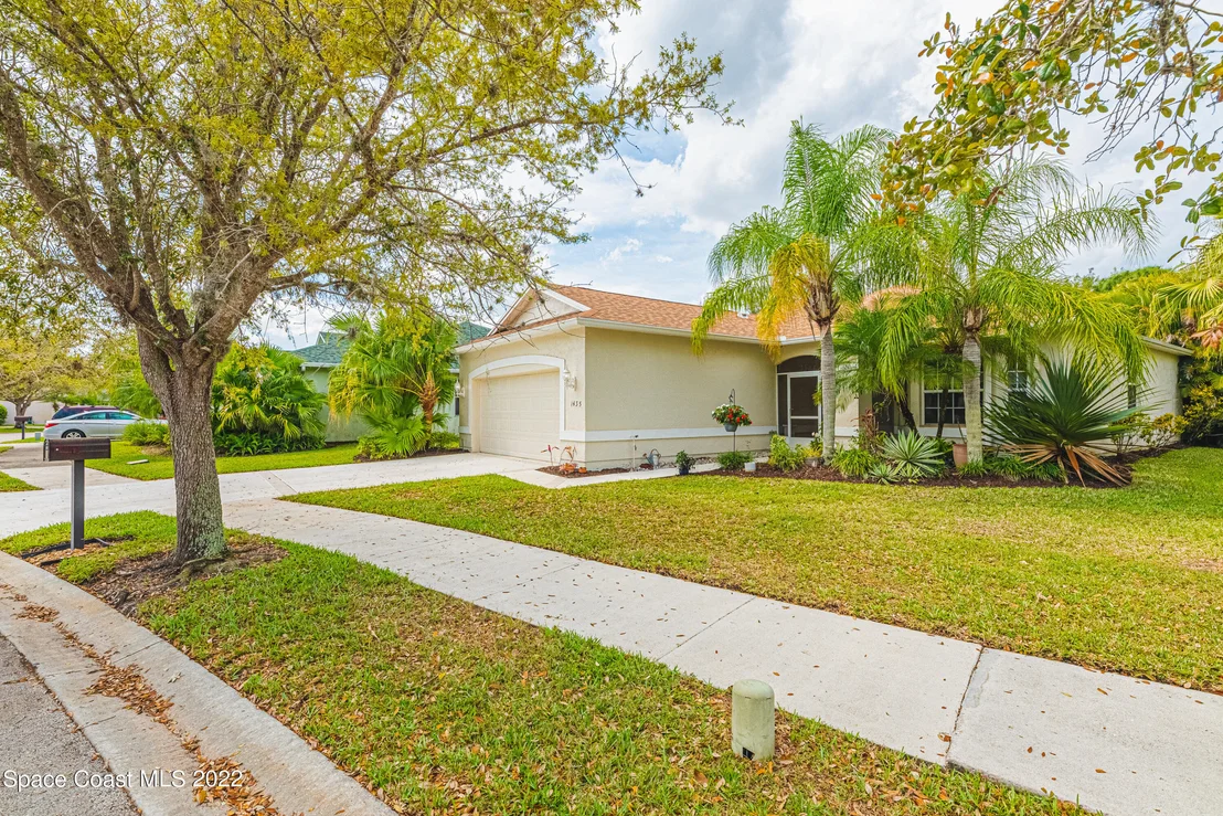 Photo of 1435 Tradewinds Way