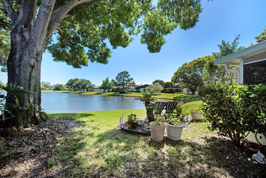 Photo of 375 Myrtlewood Road