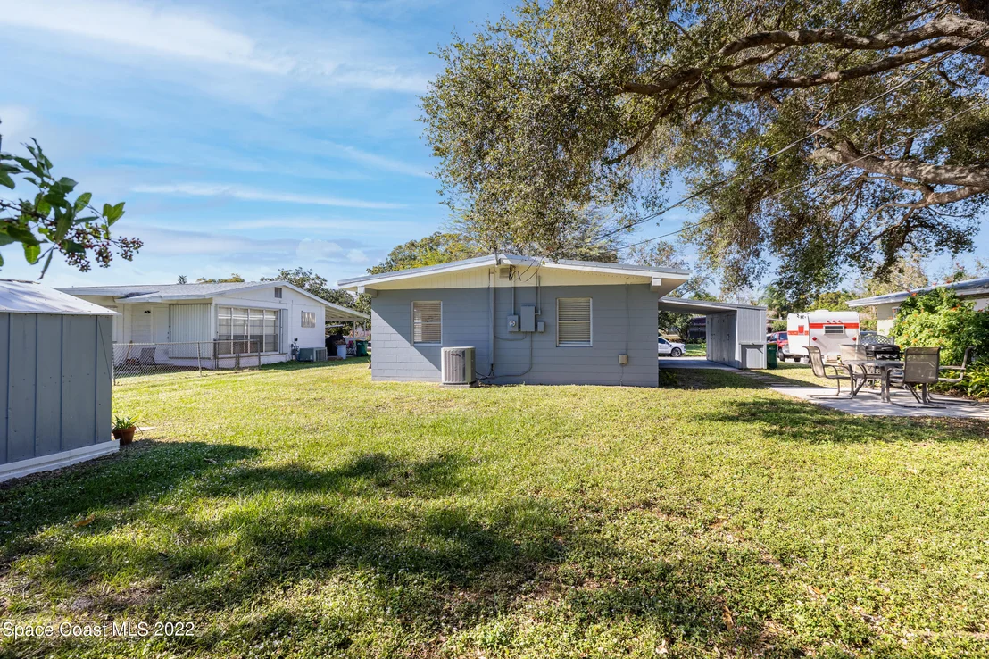 Photo of 1609 Hedrick Drive