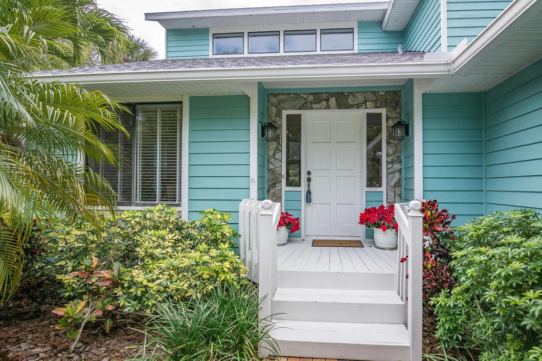 Photo of 255 Cardinal Drive