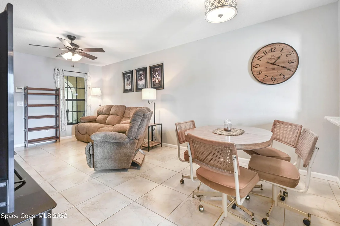 Photo of Unit 103 at 855 Luminary Circle