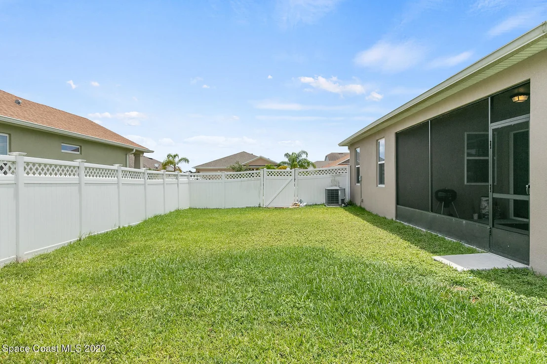 Photo of 2141 Bridgeport Circle