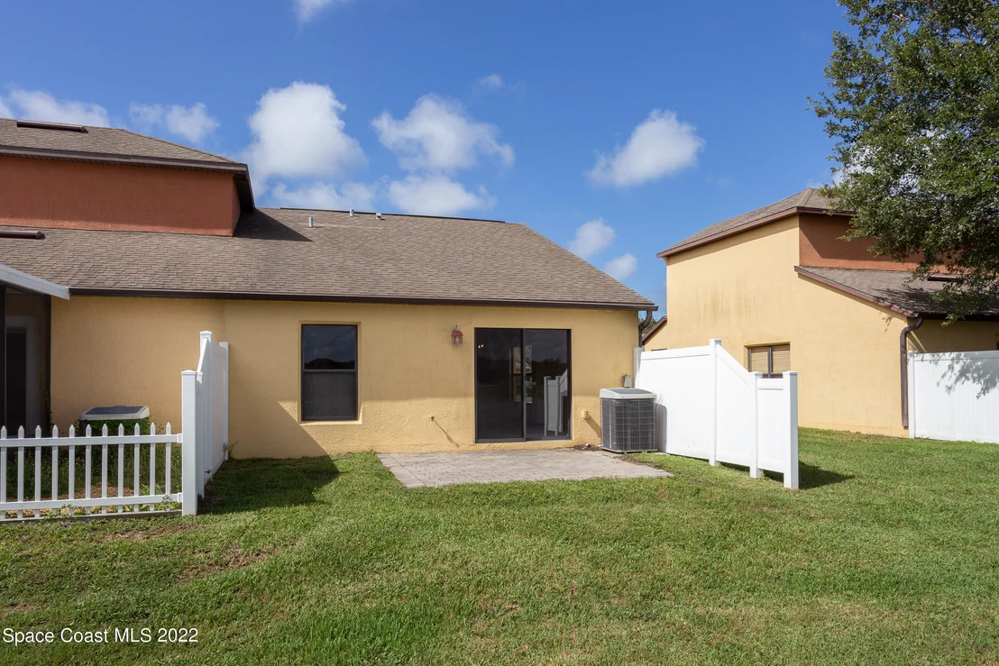 Photo of Unit 106 at 745 Luminary Circle