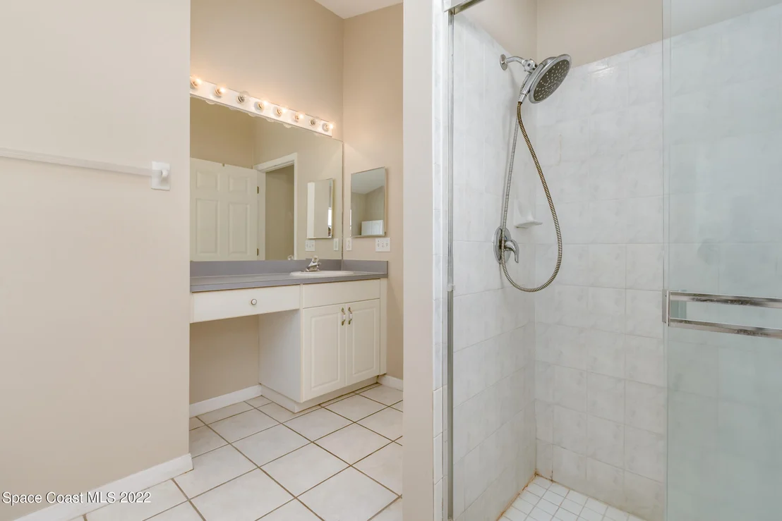 Photo of 1076 Pine Creek Circle NE