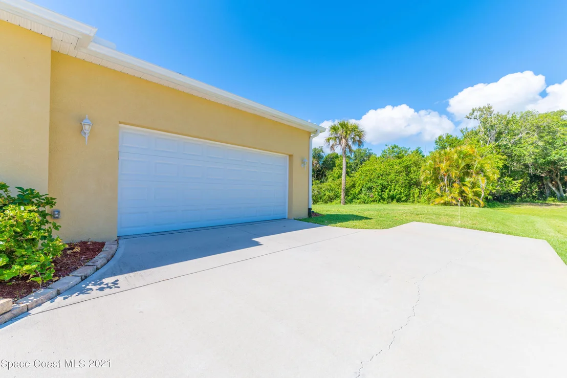 Photo of 2173 Rockledge Drive
