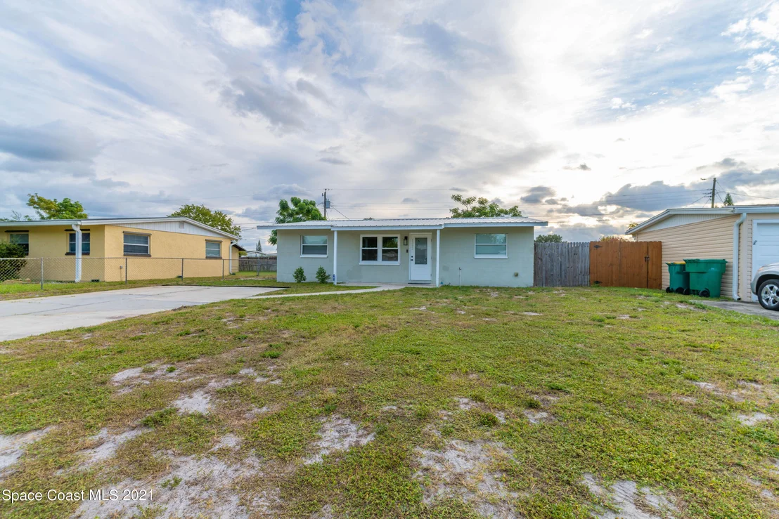 Photo of 1393 Rosemary Drive