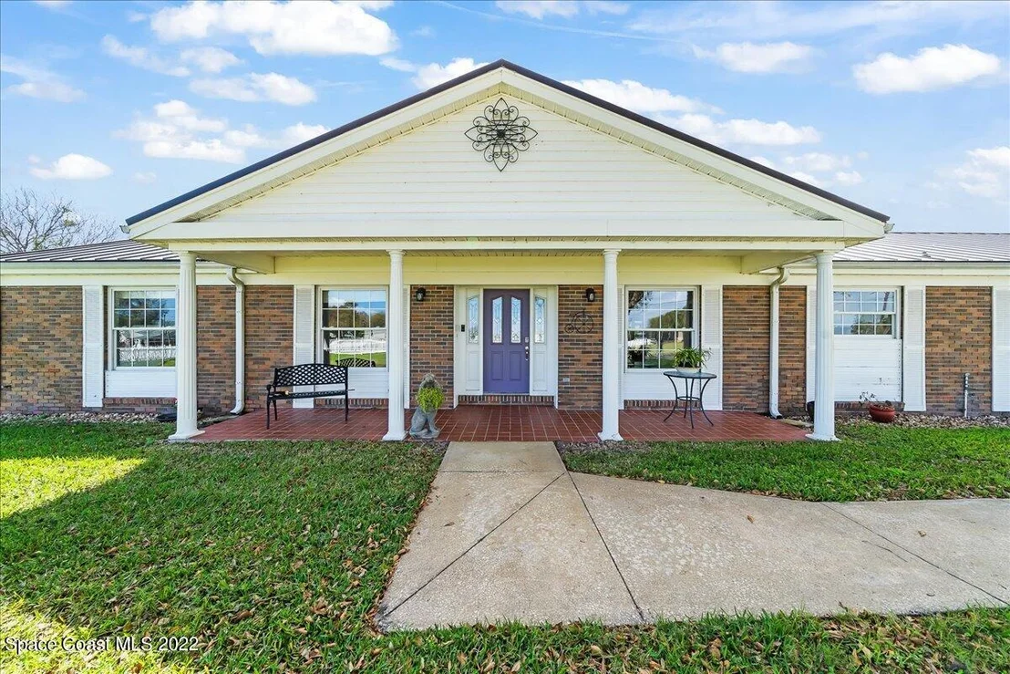 Photo of 3685 Burkholm Road