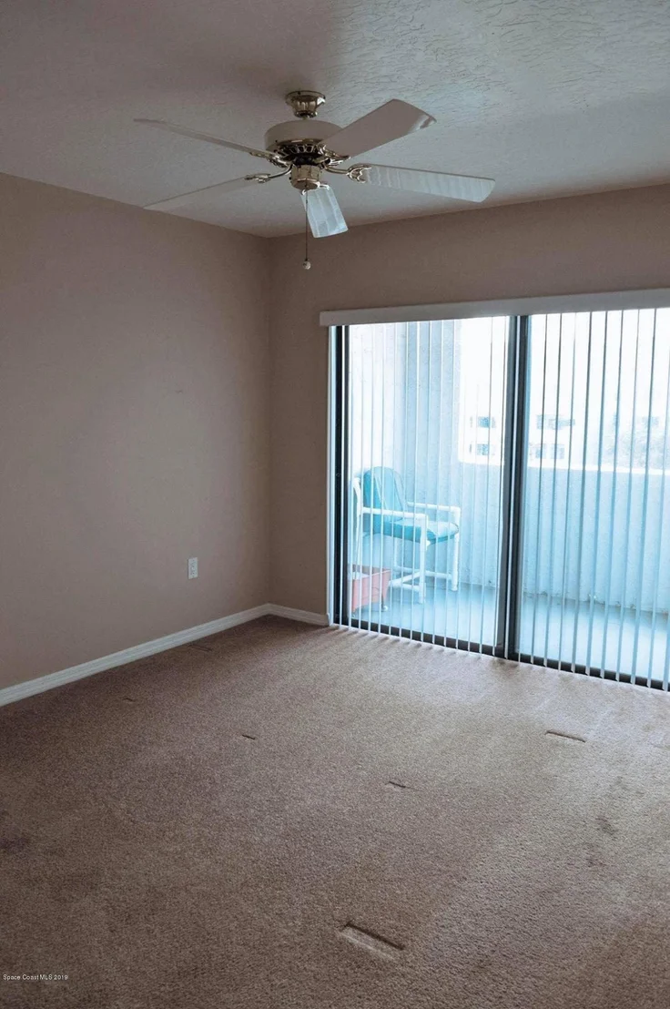 Photo of Unit 310 at 5011 Dixie Highway NE