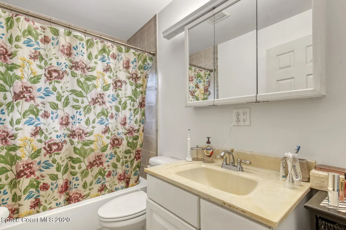 Photo of 2225 King Richard Road