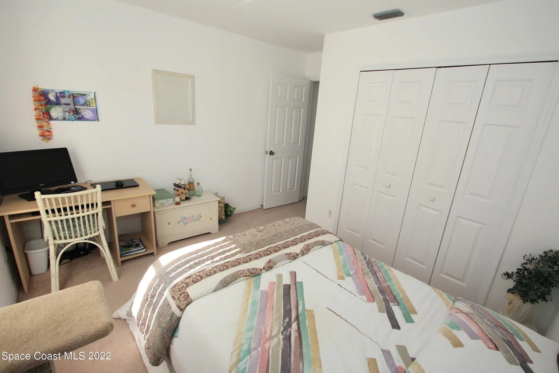 Photo of 162 Delaware Avenue