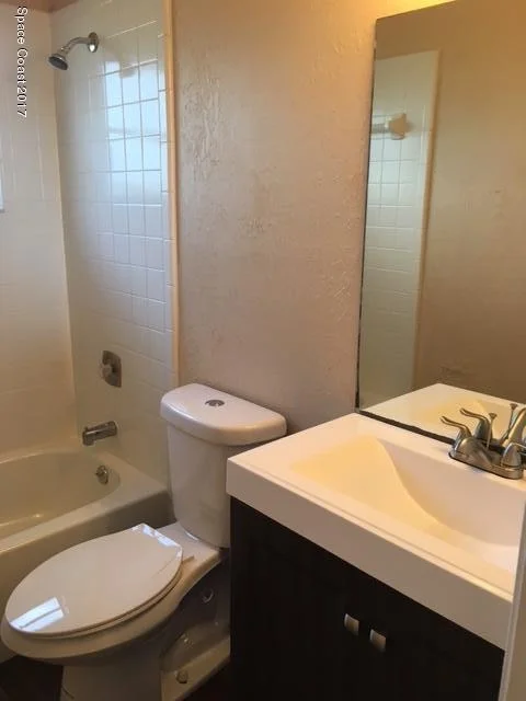 Photo of 6460 Manila Drive