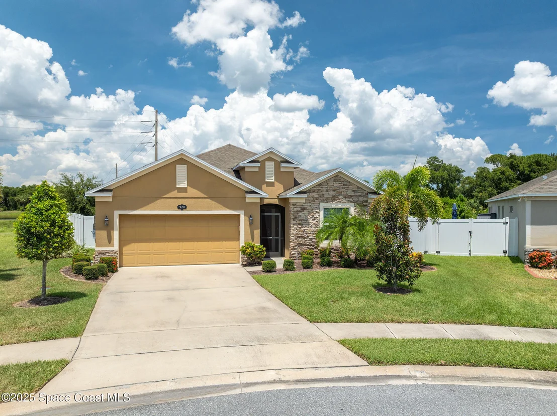 Photo of 920 Bear Lake Drive