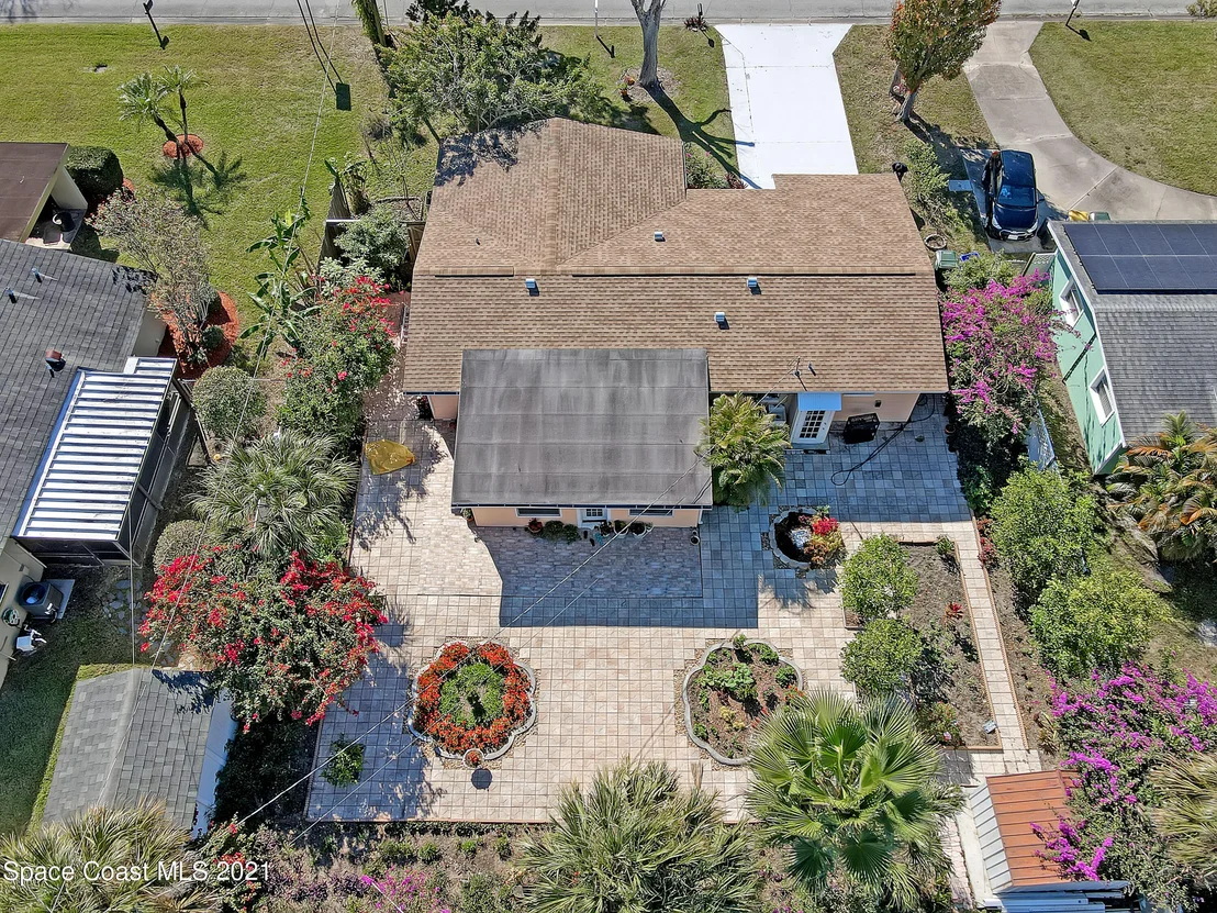 Photo of 972 Miracle Way