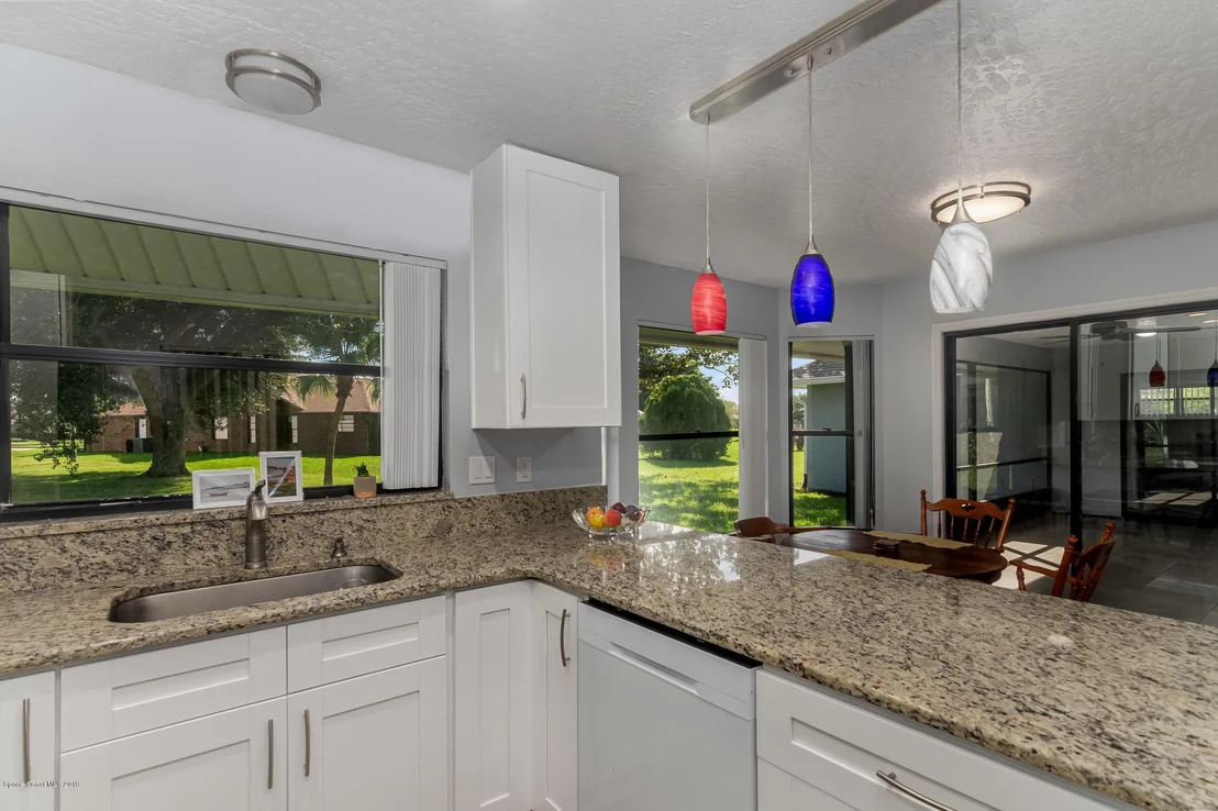 Photo of 550 Deerfield Drive