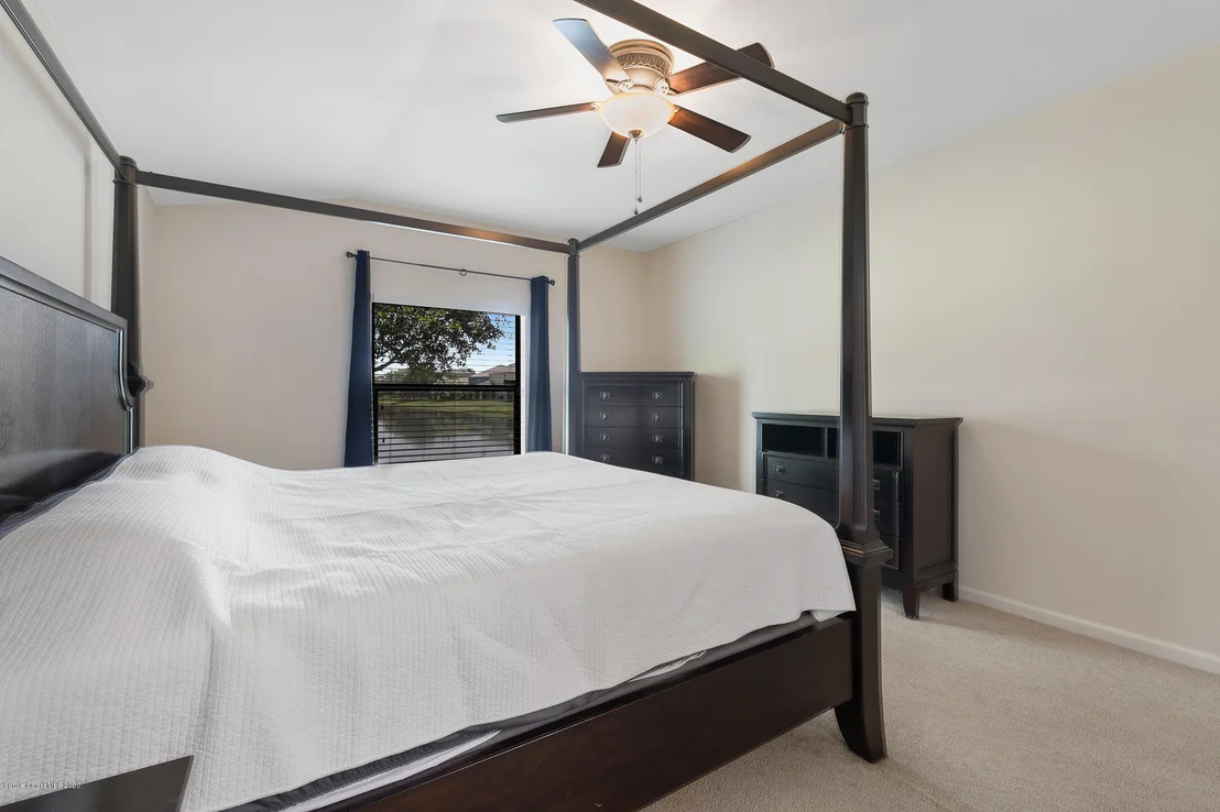 Photo of 335 Dryden Circle