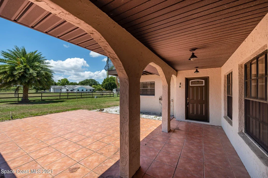 Photo of 3330 Grantline Road