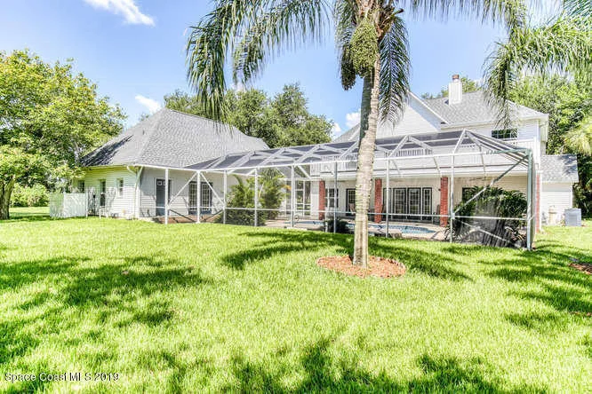 Photo of 2241 Royal Oaks Drive