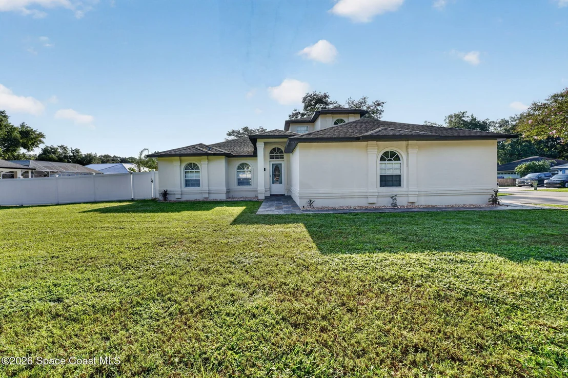 Photo of 4670 Patrick Lane