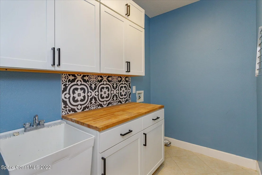 Photo of 1480 Talon Way