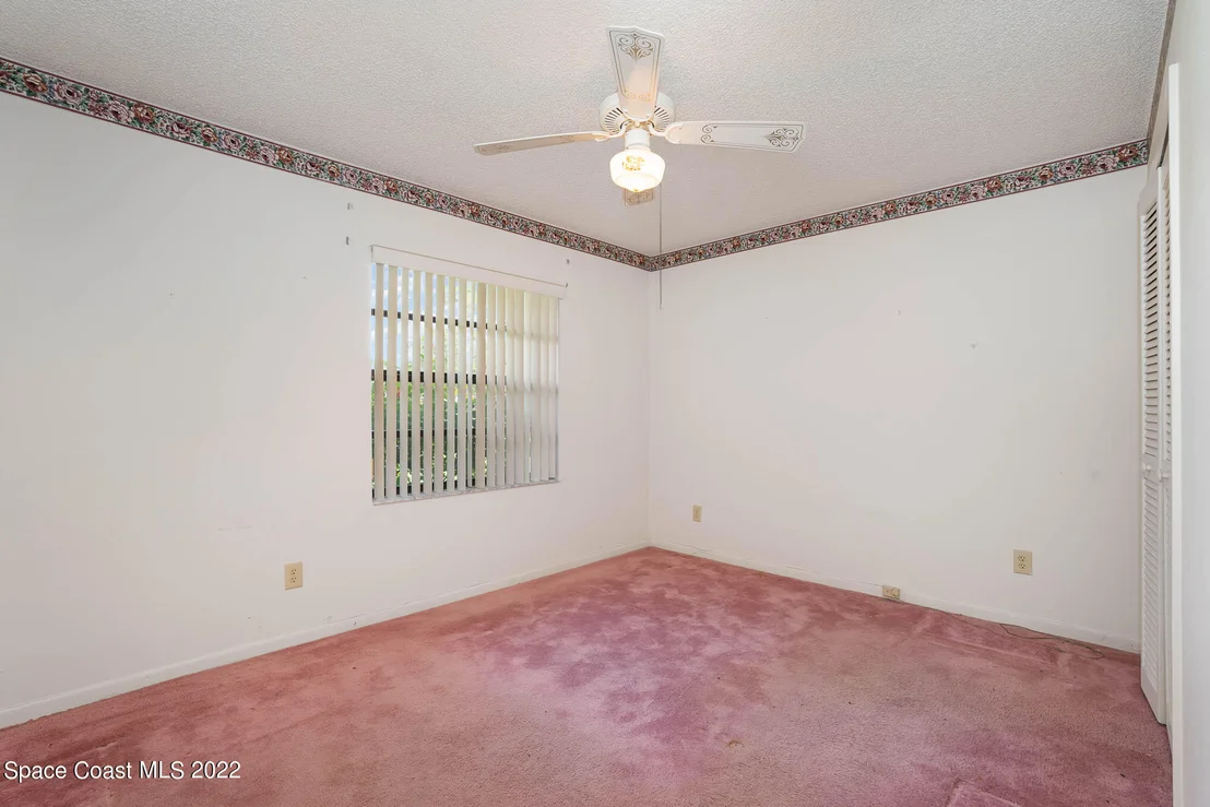 Photo of 299 Eldron Boulevard SE