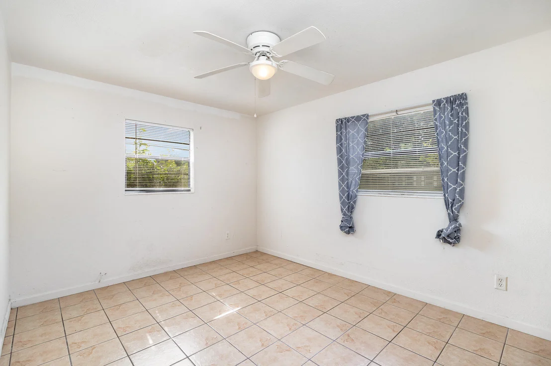 Photo of 1129 Martha Lee Avenue