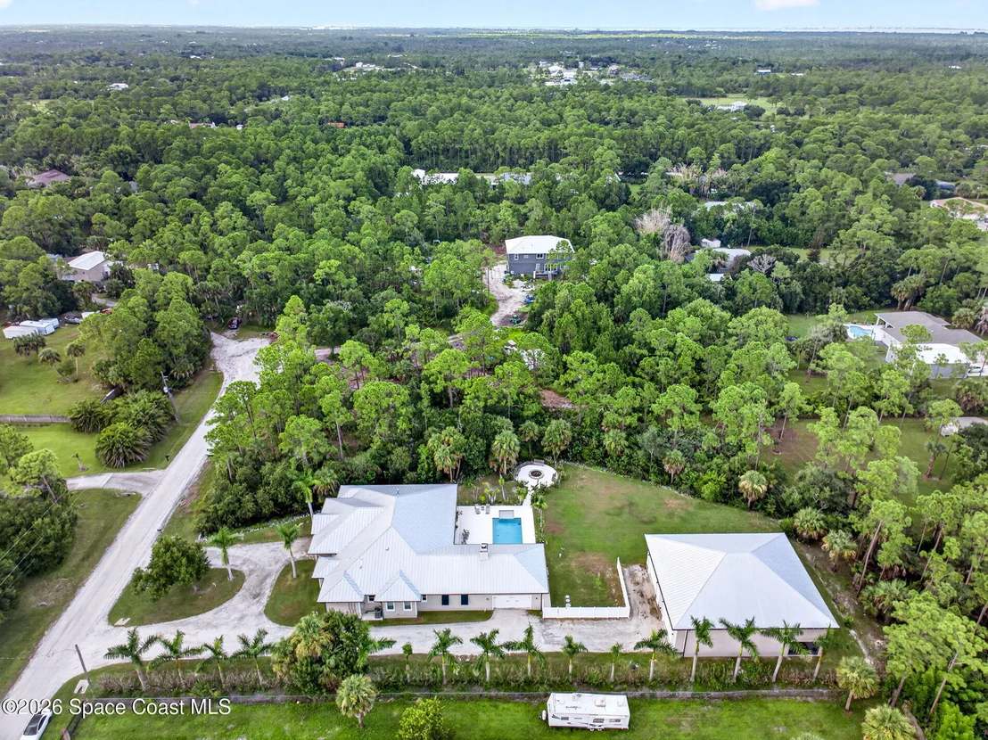 Photo of 3865 Reynolds Road
