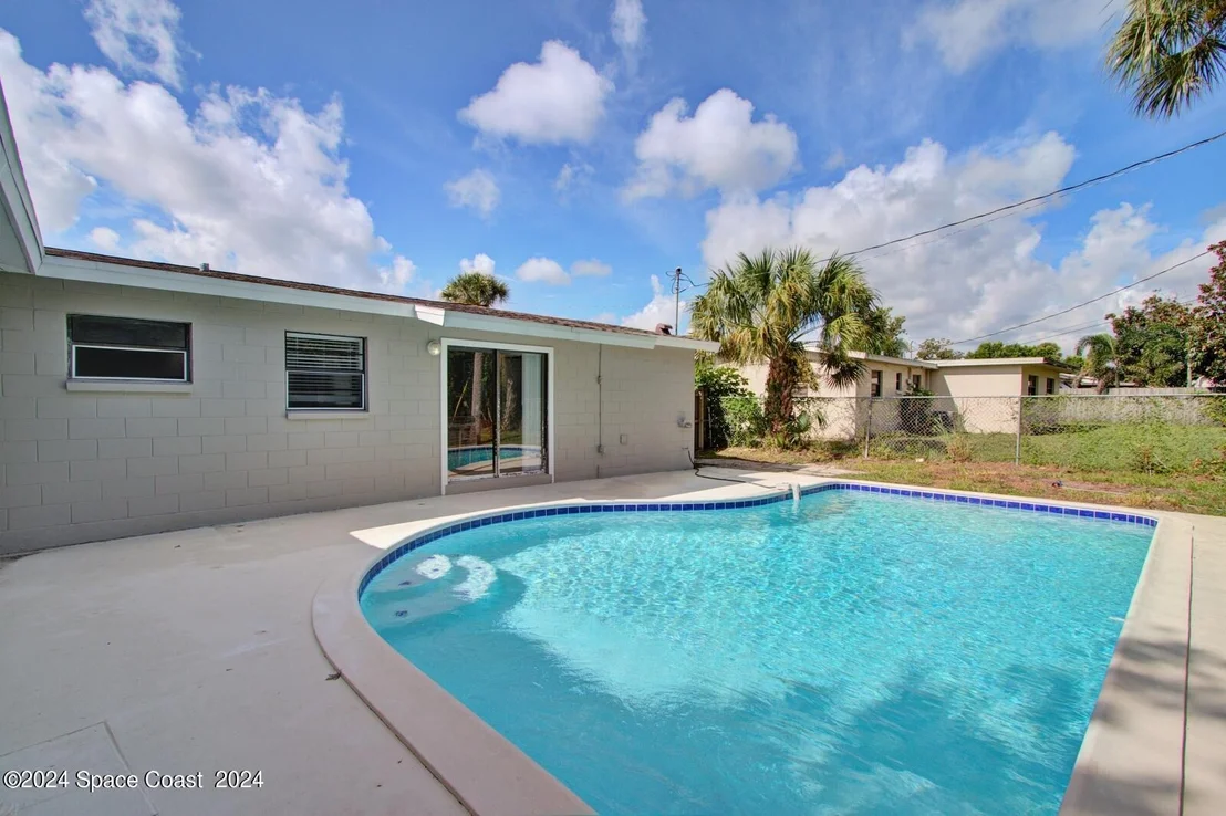 Photo of 1050 Barclay Drive