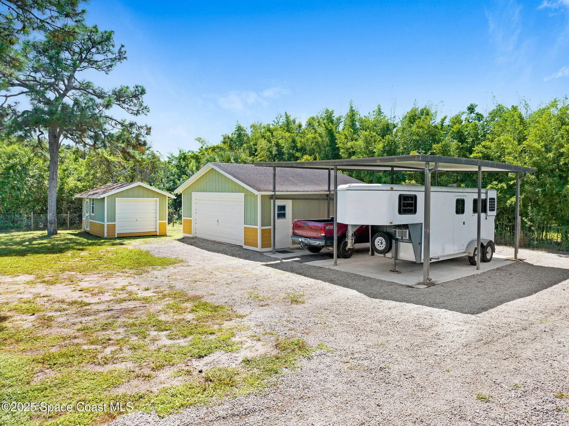 Photo of 6570 Whispering Pines Lane