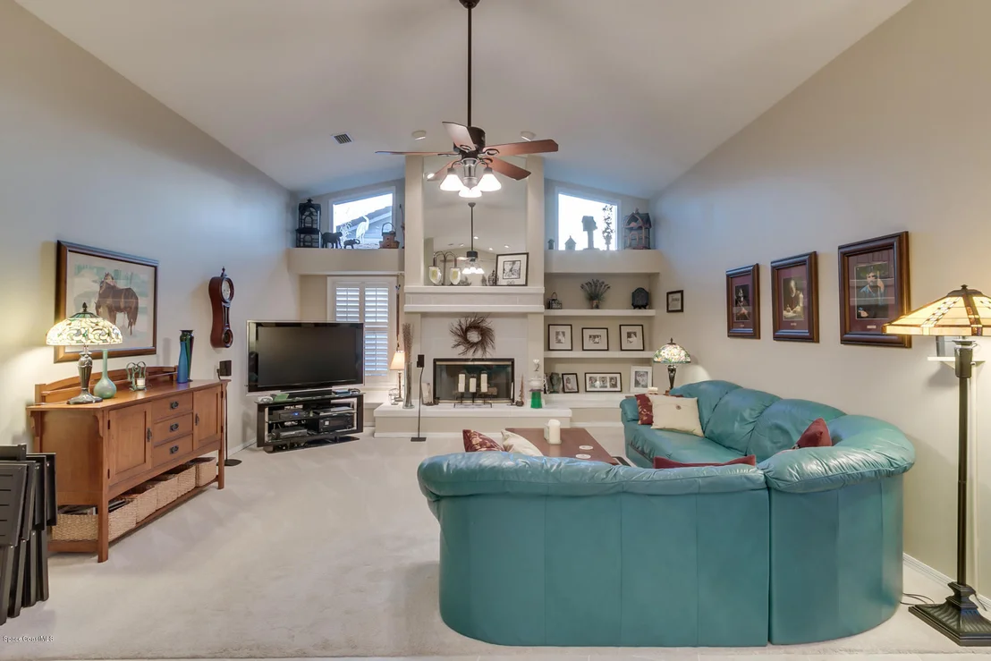 Photo of 529 Crystal Lake Drive