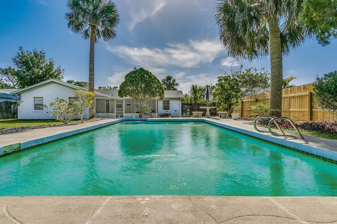 Photo of 171 E Haven Drive