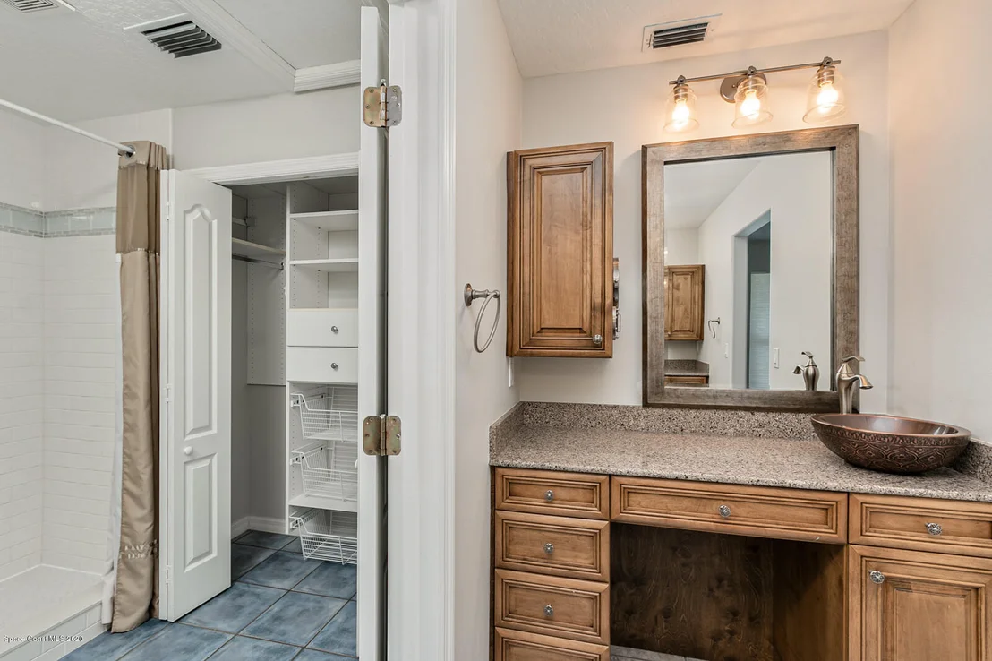 Photo of 2240 Pine Meadow Avenue