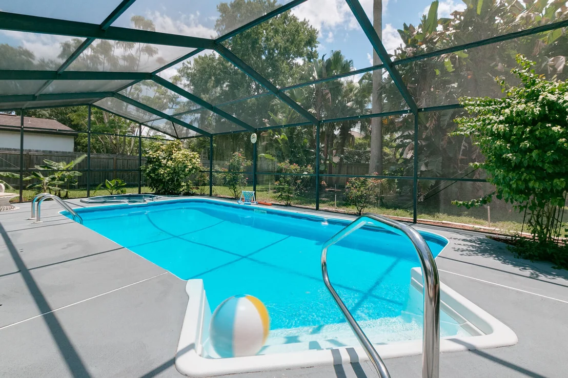 Photo of 5595 Fairbridge Street