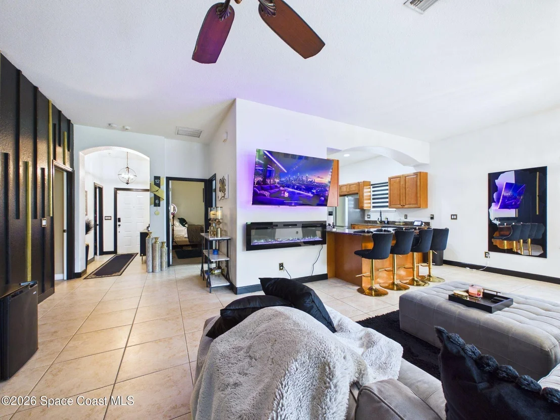 Photo of 501 Carley Lane