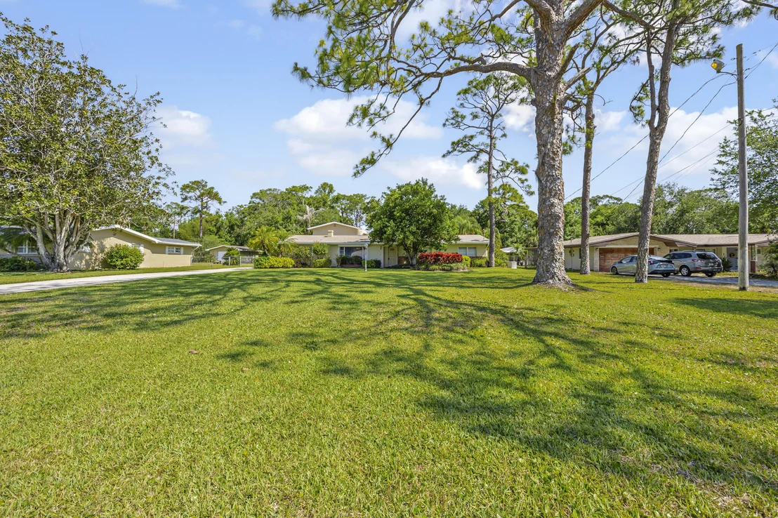 Photo of 8552 Sylvan Drive
