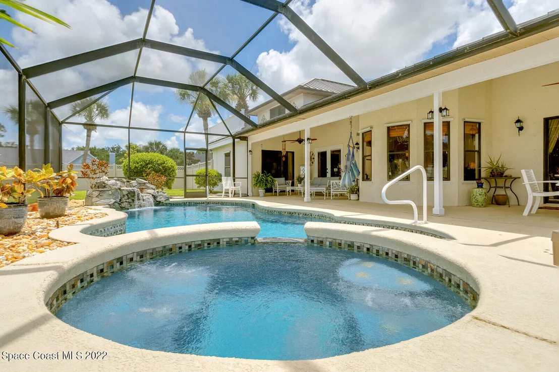 Photo of 963 Spanish Wells Drive