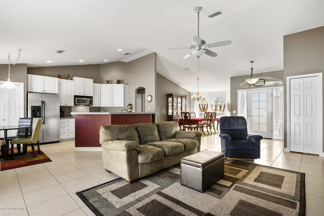 Photo of 218 Second Avenue