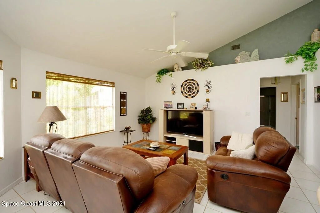 Photo of 2100 Lionel Drive