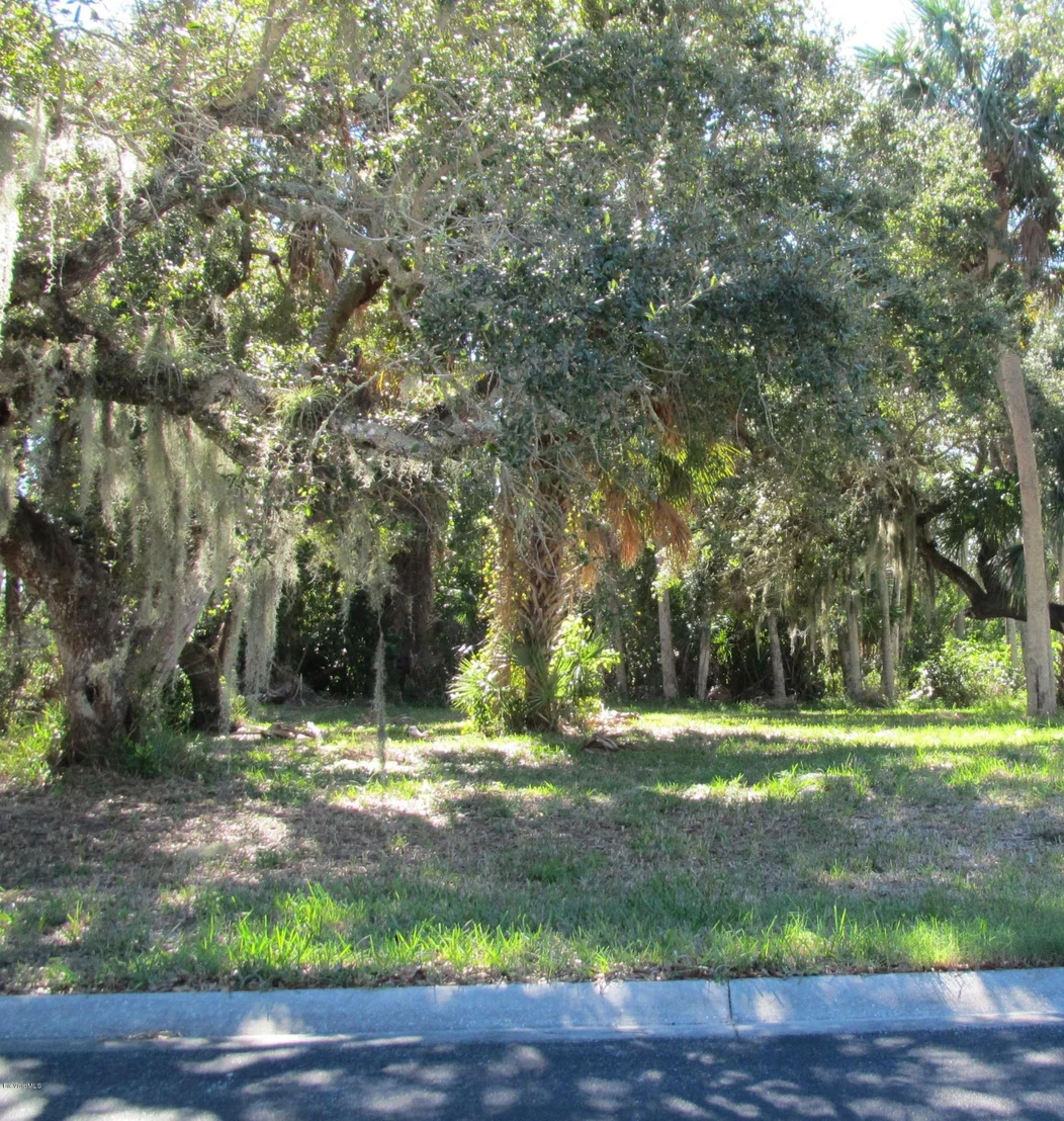 Photo of 370 Hammock Shore Drive