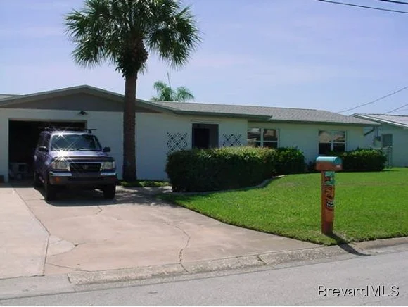 Photo of 119 Deleon