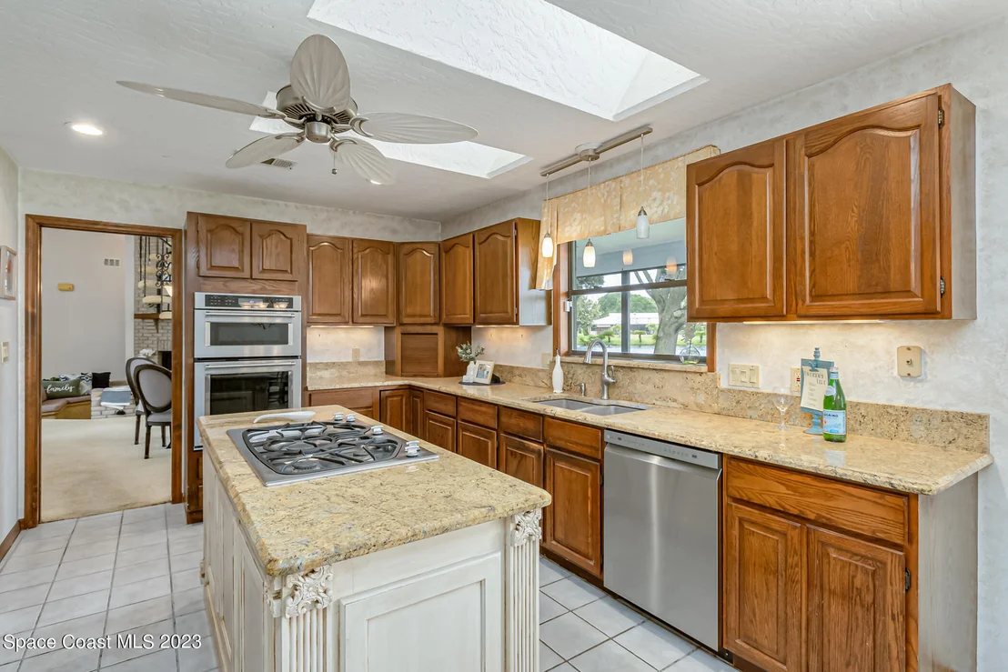 Photo of 401 Crystal Lake Drive