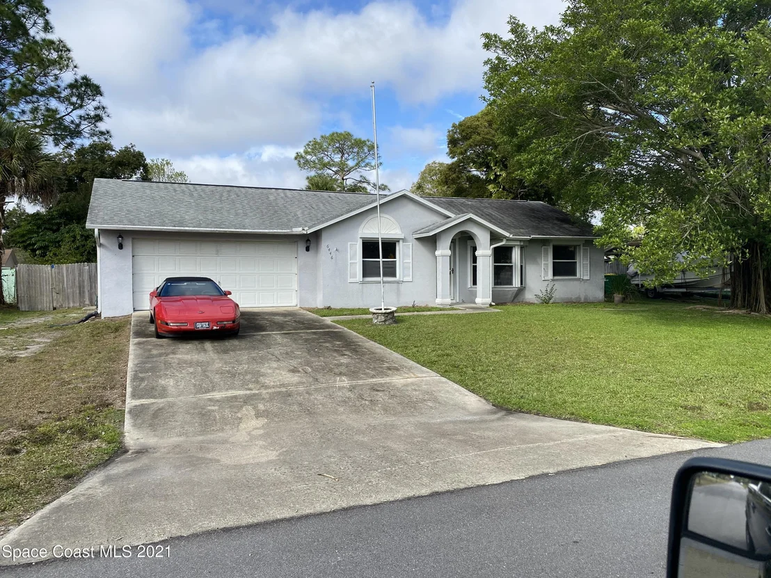 Photo of 6446 Cable Avenue