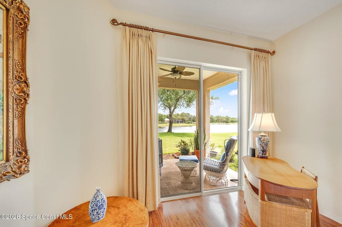 Photo of 241 Devlin Court SE