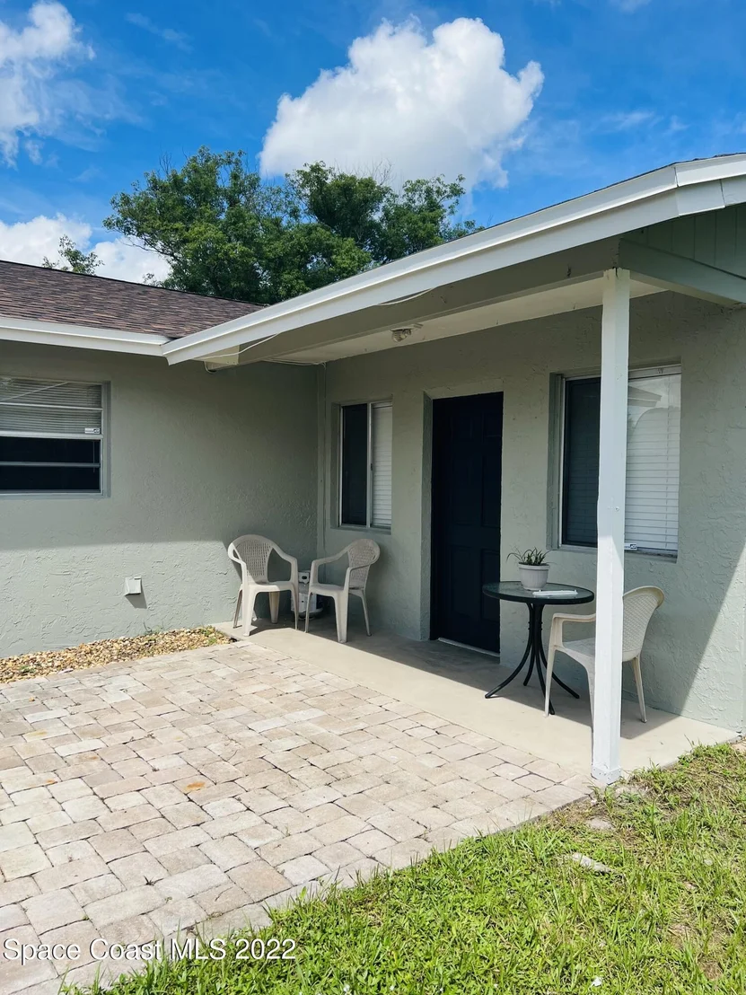 Photo of 2149 Circlewood Drive